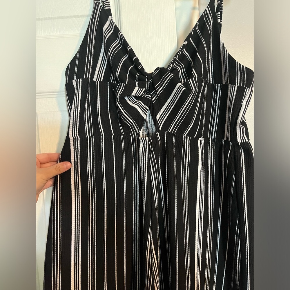 Striped romper worn 1-2 times just doesn’t fit me anymore!